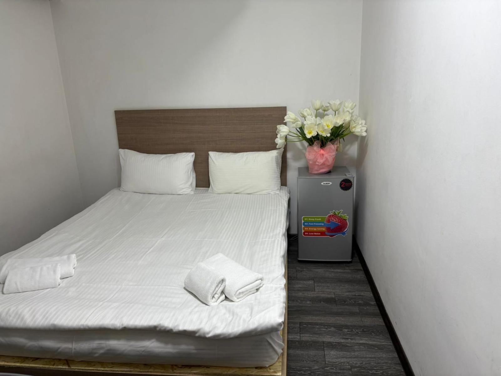 Tumanyan It Hotel Yerevan Bagian luar foto